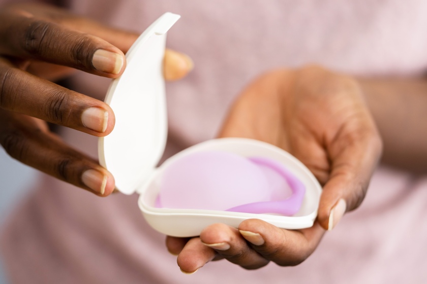 caya diaphragma in hand 05